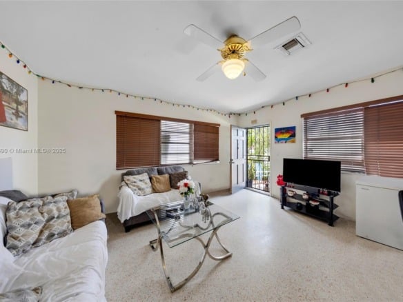1515 NW 33rd Ave, Miami FL 33125 — #A11900890