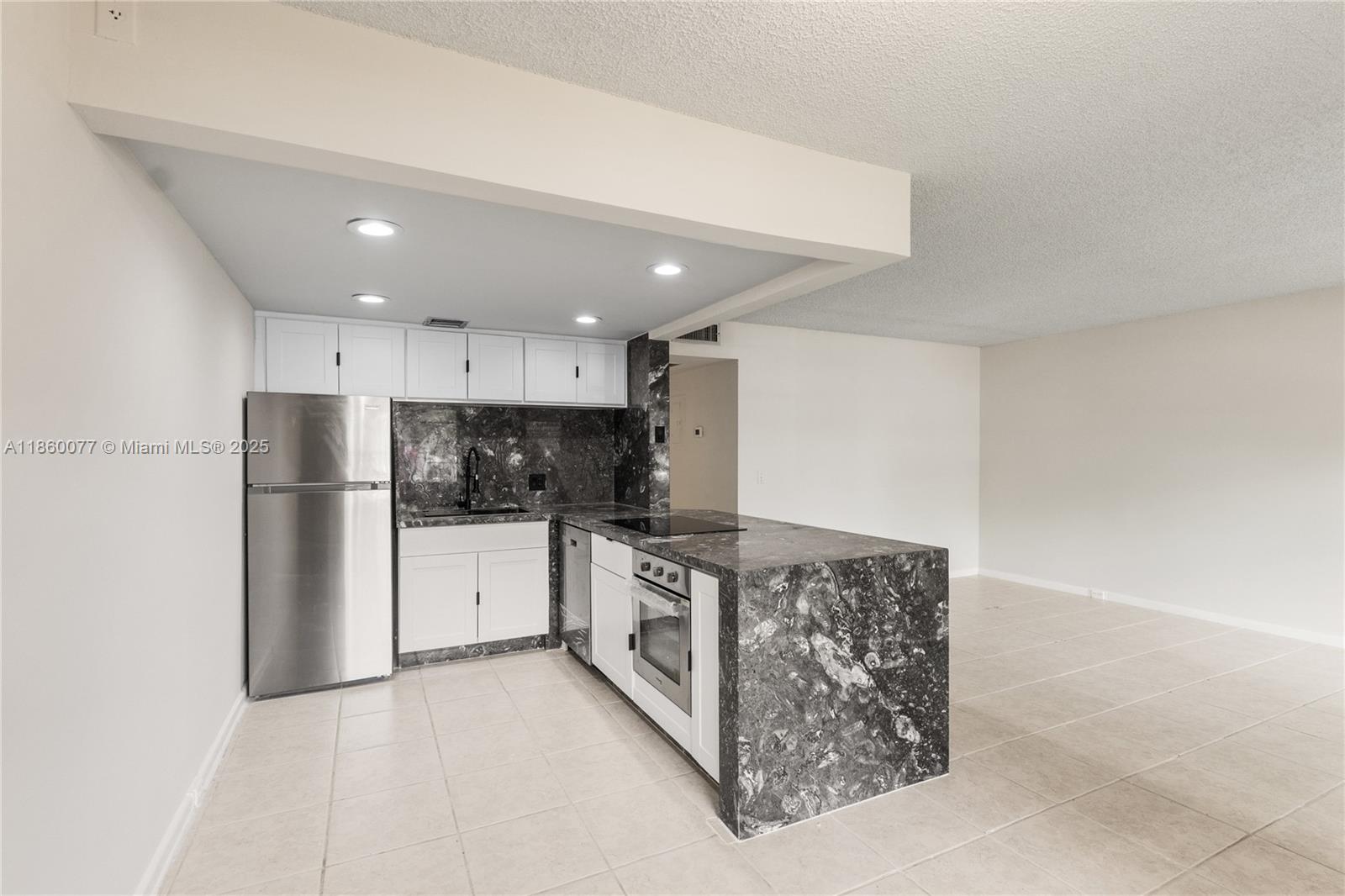 251 SW 132 way # 114H, Pembroke Pines FL 33027 — #A11860077