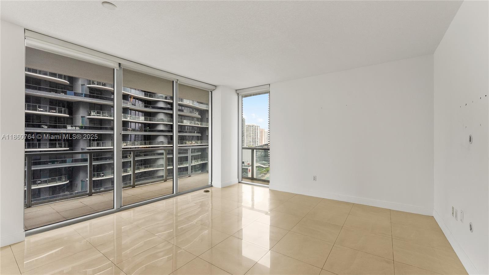 f3b61b38-6764 1050 Brickell Ave # 2620, Miami FL 33131 — #A11860764