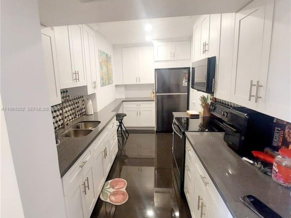 4400 Hillcrest Dr # 1005A, Hollywood FL 33021 — #A11861202