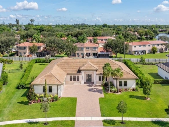 11125 N Sierra Ranch Dr, Davie FL 33324 — #A11861394