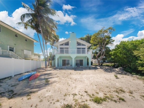 316 N Dr, Islamorada FL 33036 — #A11861732