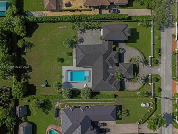 411 NW 125th Ave, Miami FL 33182 — #A11862587