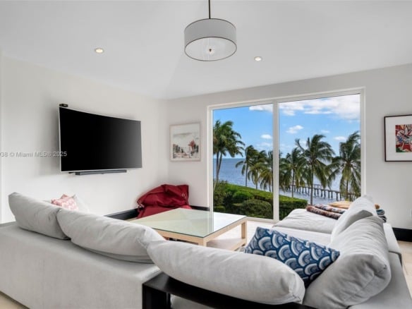 3305 S Moorings Way, Miami FL 33133 — #A11862938