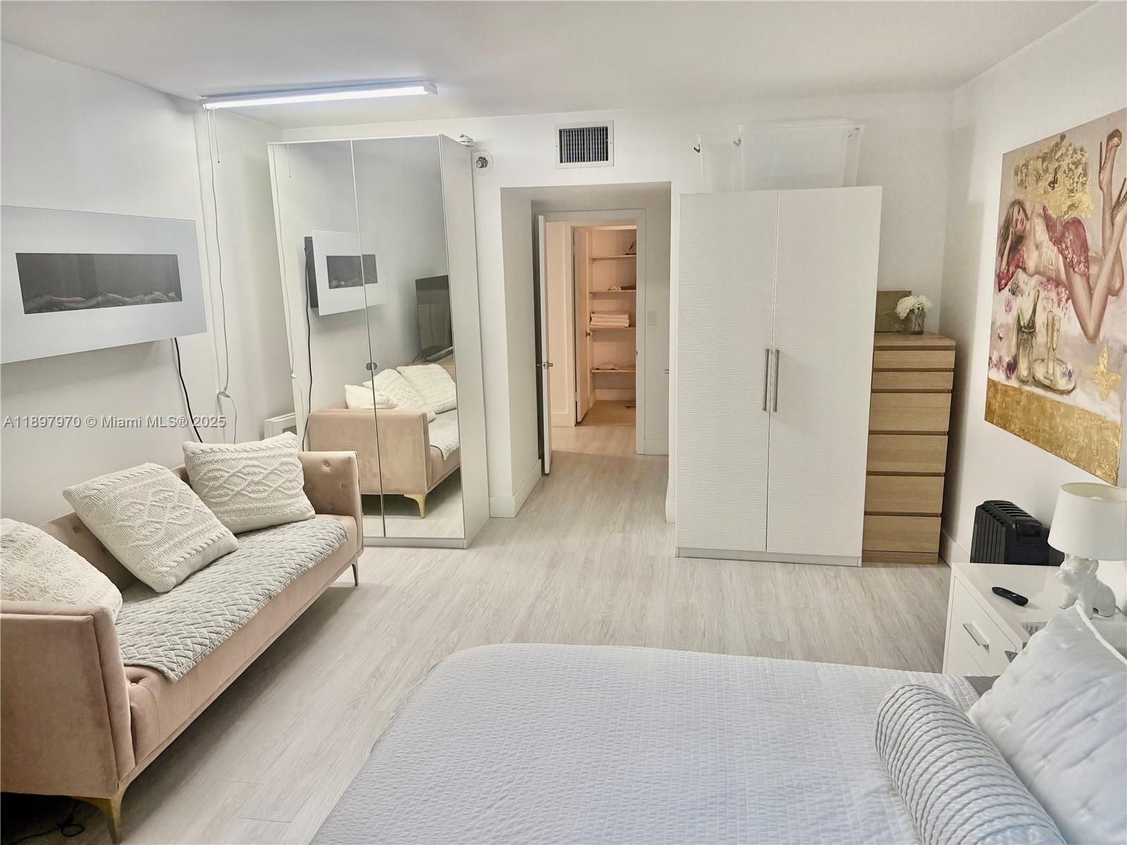 f3b61b38-687 2301 Collins Ave # 619, Miami Beach FL 33139 — #A11897970
