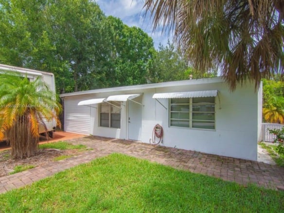 1650 5 Ave, Vero Beach FL 32960 — #A11863527