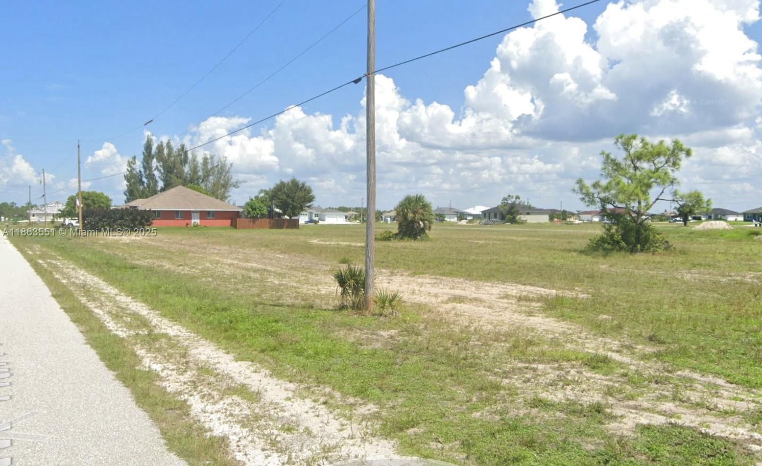 f3b61b38-6891 3819 NW 44th st, Cape Coral FL 33993 — #A11863551