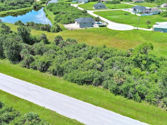 316 Sunset Rd, Other City – In The State Of Florida FL 33947 — #A11863882