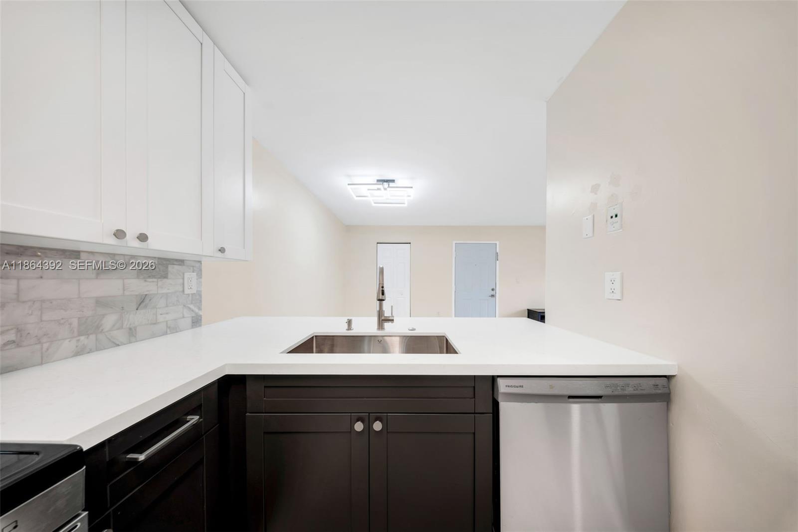 f3b61b38-6937 15620 SW 80th St # 101, Miami FL 33193 — #A11864392