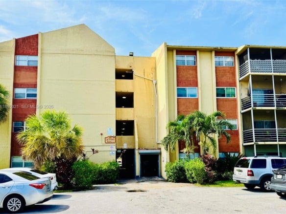 3700 NW 21st St # 109, Lauderdale Lakes FL 33311 — #A11865321
