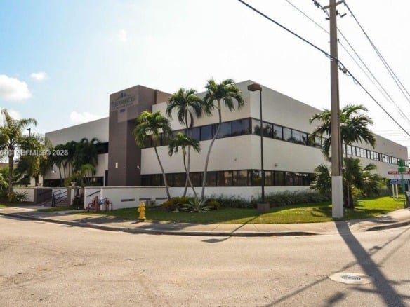 5600 SW 135th Ave, Miami FL 33183 — #A11866510