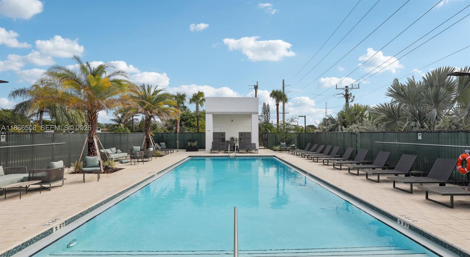 C 4465 Griffin Road # C1, Davie FL 33314 — #A11866508