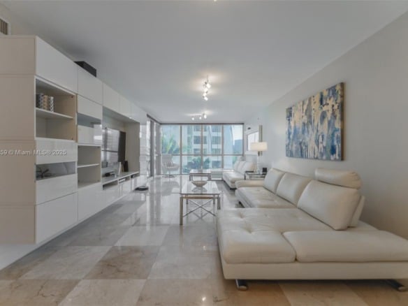3101 S Ocean Dr # 404, Hollywood FL 33019 — #A11868259