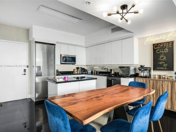 92 SW 3rd St # 4312, Miami FL 33130 — #A11868801