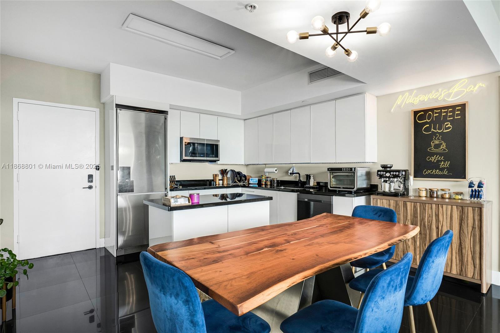 92 SW 3rd St # 4312, Miami FL 33130 — #A11868801