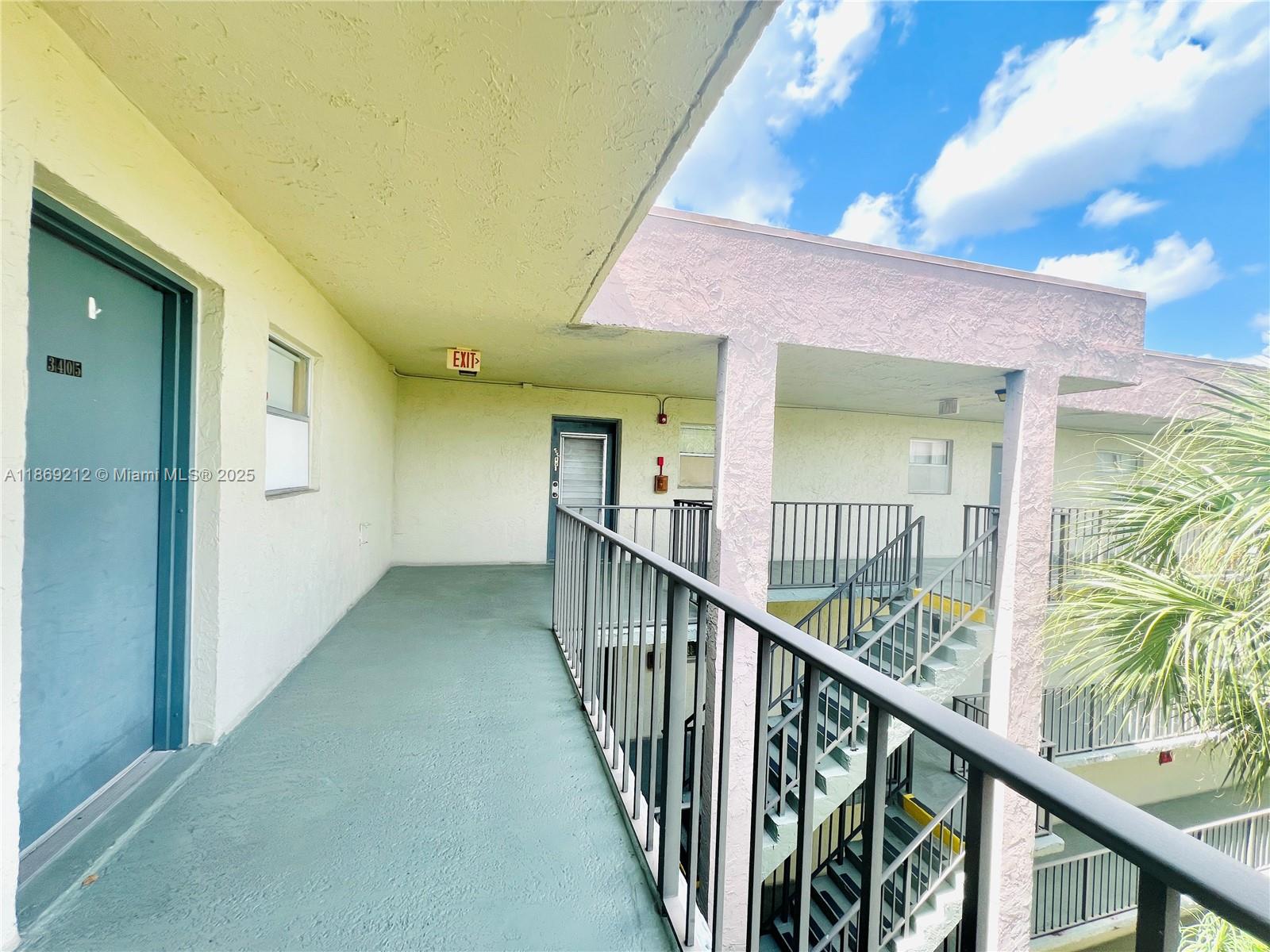 f3b61b38-7120 1820 SW 81st Ave # 3405, North Lauderdale FL 33068 — #A11869212