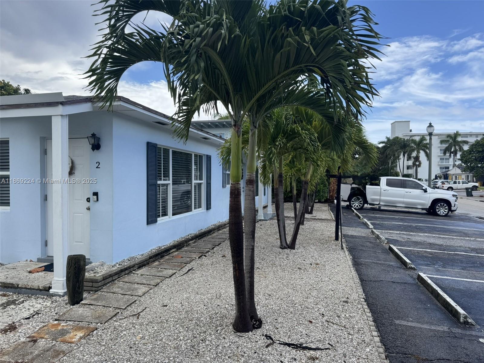 121 Linda Ln, Palm Beach Shores FL 33404 — #A11869224