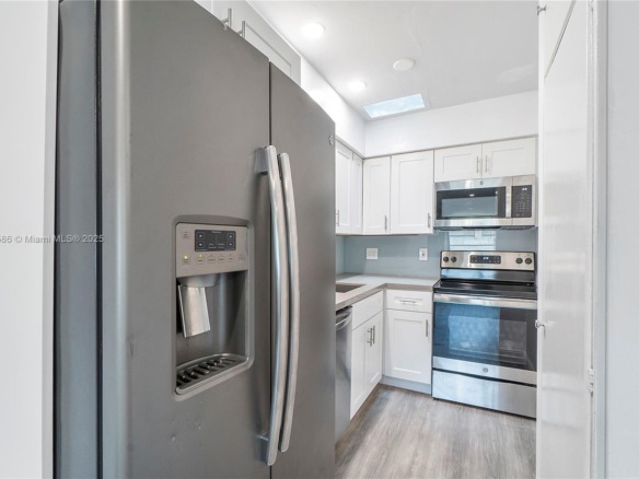 2901 Polk St # 5, Hollywood FL 33020 — #A11869586