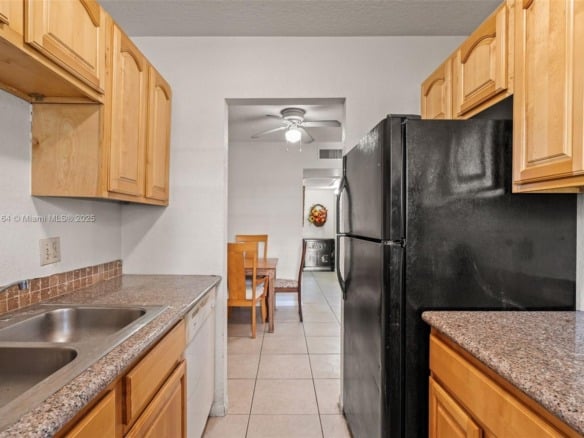 200 Croton Ave # 104, Lantana FL 33462 — #A11870164