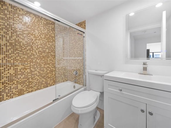 17021 N Bay Rd # 1025, Sunny Isles Beach FL 33160 — #A11870556
