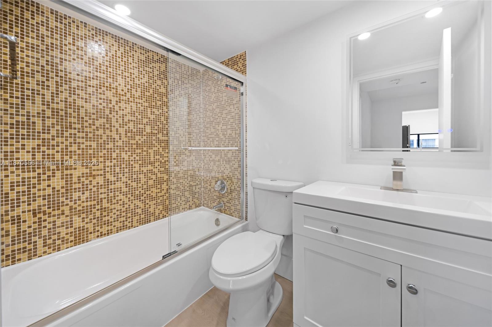 17021 N Bay Rd # 1025, Sunny Isles Beach FL 33160 — #A11870556