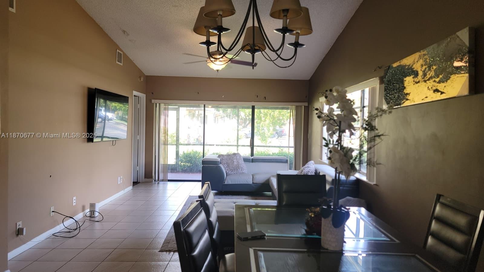 f3b61b38-7202 715 Banks Rd, Margate FL 33063 — #A11870677