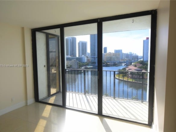 200 Leslie Dr # 1124, Hallandale Beach FL 33009 — #A11870973
