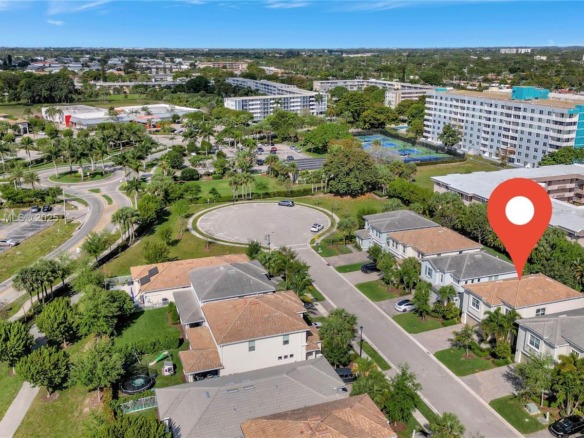 4353 Large Leaf Ln, Hollywood FL 33021 — #A11871178