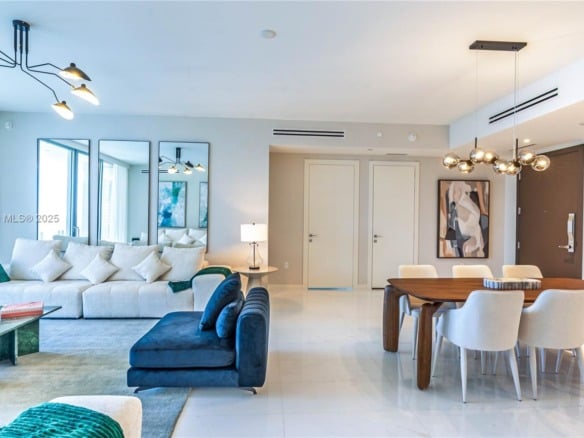 300 Biscayne Blvd Way # 503C, Miami FL 33131 — #A11871215