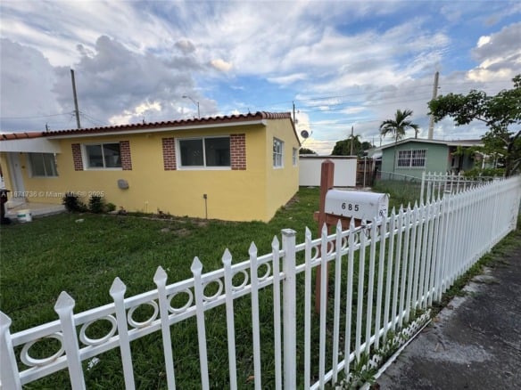 685 SE Park Dr, Hialeah FL 33010 — #A11871736