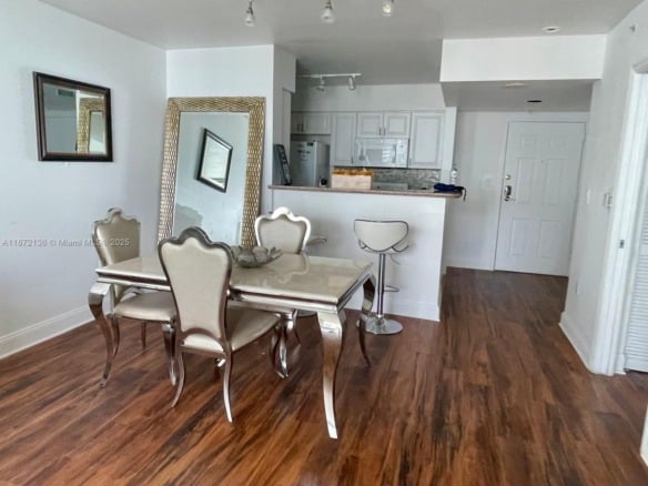 1155 Brickell Bay Dr # 1805, Miami FL 33131 — #A11872136