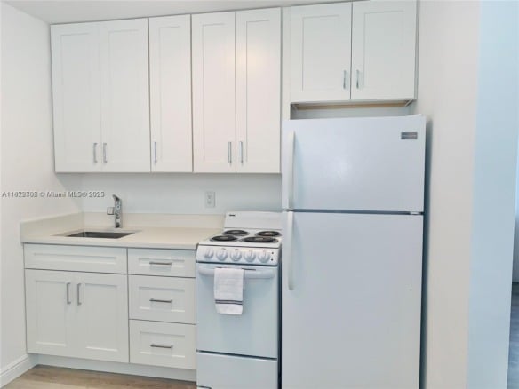 116 SE 9th Ct, Hallandale Beach FL 33009 — #A11872708