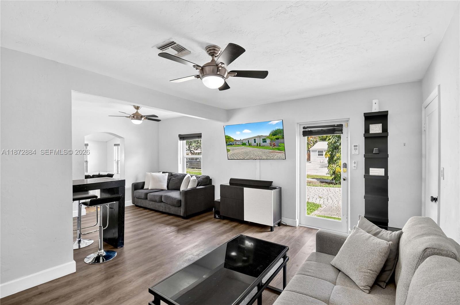 708 SW 19th St, Fort Lauderdale FL 33315 — #A11872884
