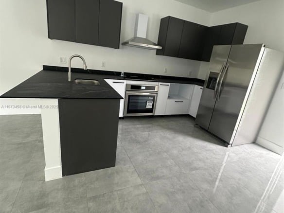 723 NW 19th Ave # B, Fort Lauderdale FL 33311 — #A11873458