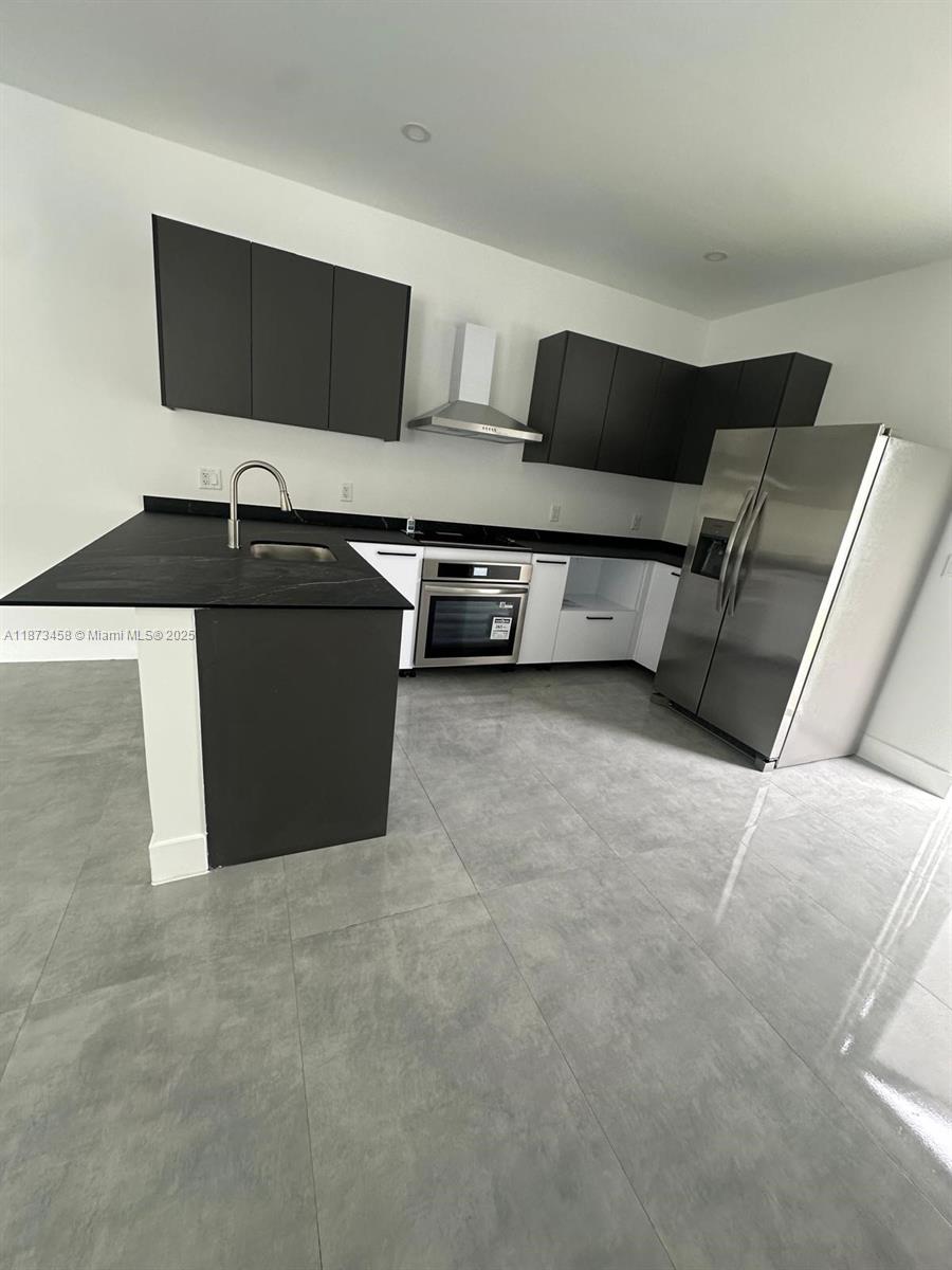 f3b61b38-7344 723 NW 19th Ave # B, Fort Lauderdale FL 33311 — #A11873458