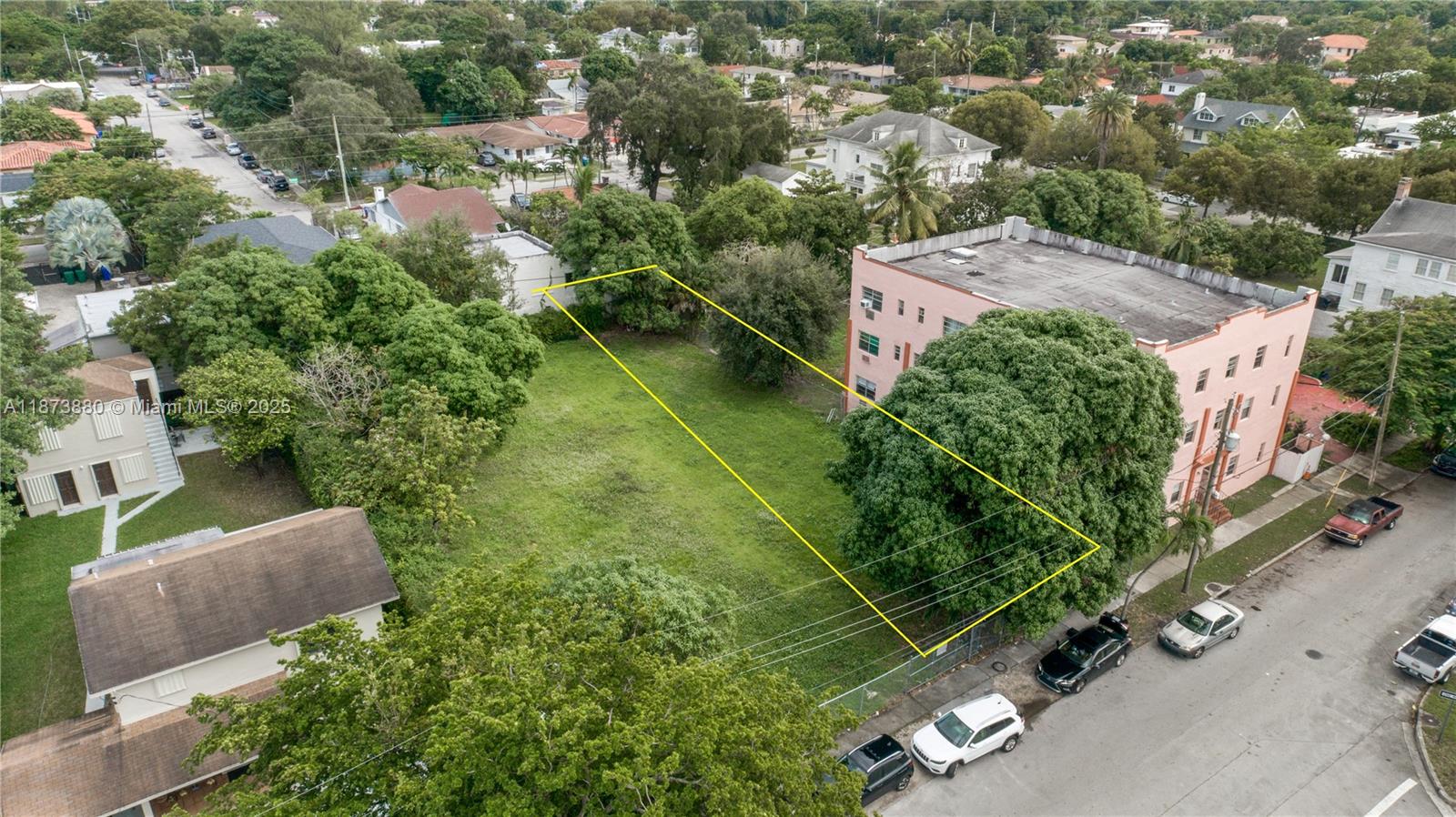 f3b61b38-7354 1001 SW 15th Ave, Miami FL 33135 — #A11873880