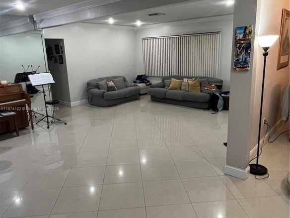 7521 SW 57th Ter, Miami FL 33143 — #A11874122