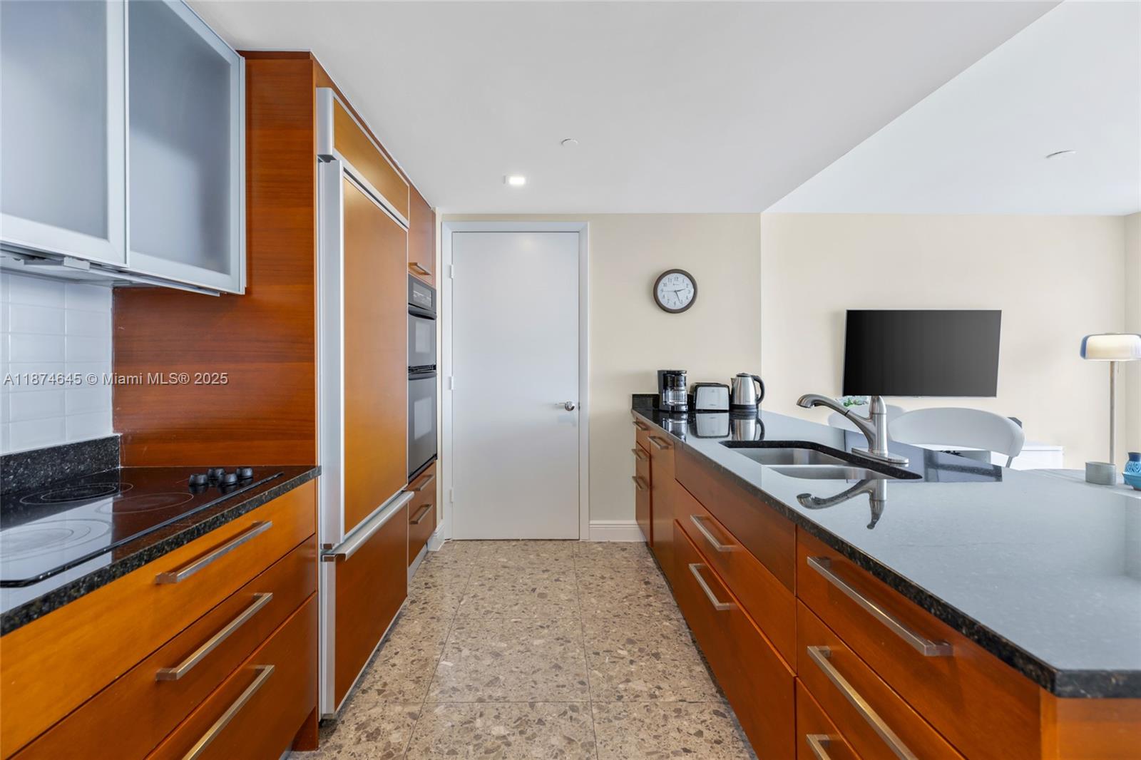 f3b61b38-7387 1830 S Ocean Dr # 4107, Hallandale Beach FL 33009 — #A11874645