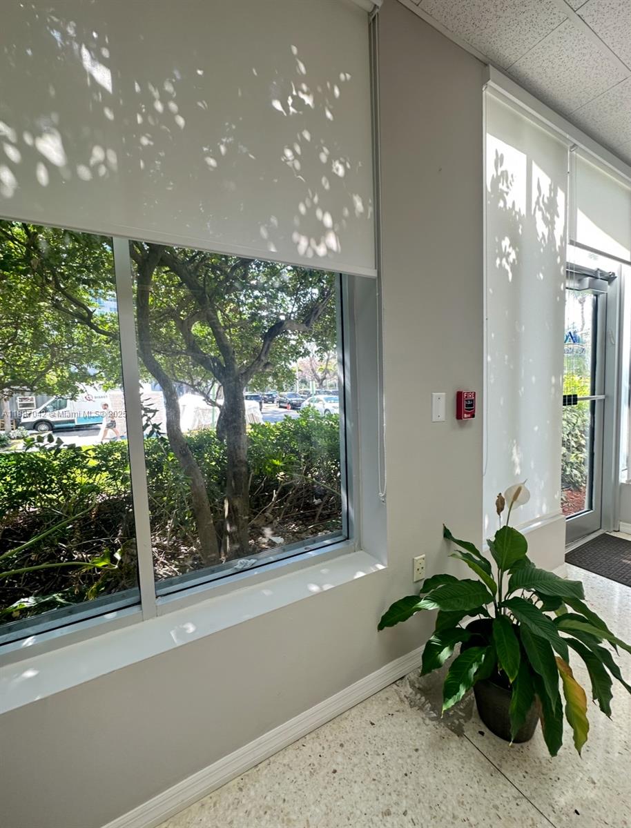 f3b61b38-745 19370 Collins Ave # 6, Sunny Isles Beach FL 33160 — #A11887042