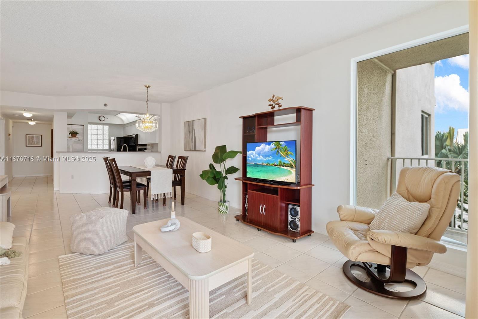 f3b61b38-7487 18260 N Bay Rd # 320, Sunny Isles Beach FL 33160 — #A11876718