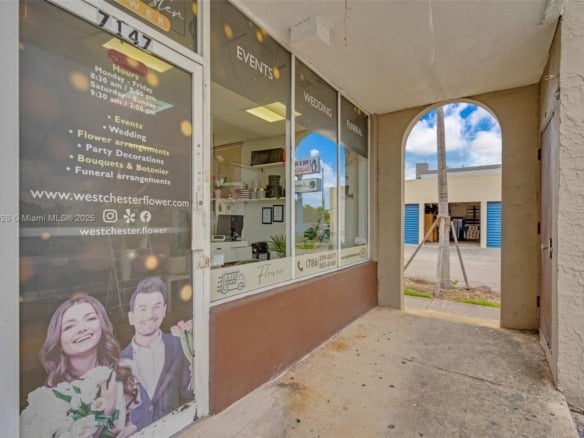7147 SW 8th St, Miami FL 33144 — #A11876826