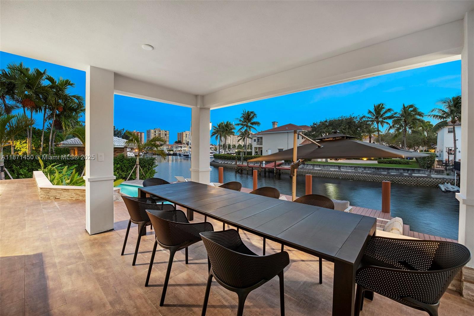 f3b61b38-751 850 Washington St, Hollywood FL 33019 — #A11871450