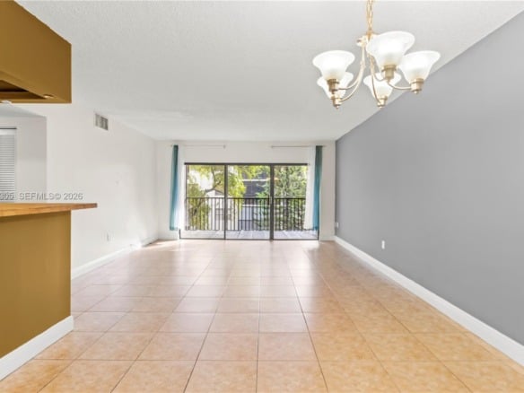 481 Ives Dairy Rd # 4, Miami FL 33179 — #A11877305
