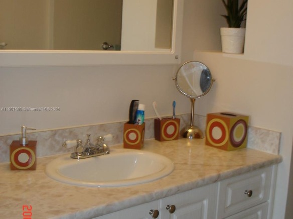18061 Biscayne Blvd, Aventura FL 33160 — #A11907509
