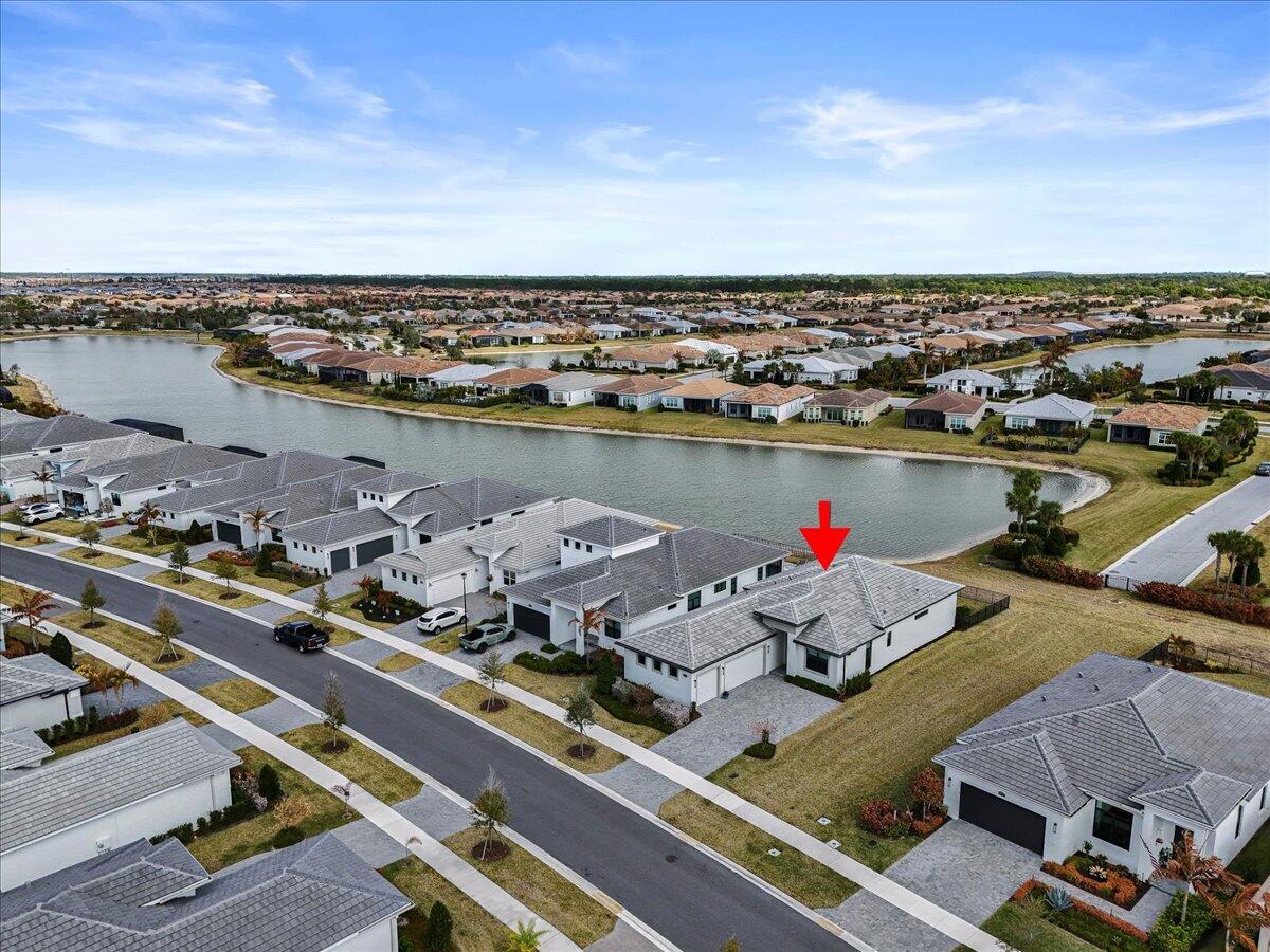f3b61b38-7572 11357 SW Pietra Way, Port St. Lucie FL 34987 — #R11165194