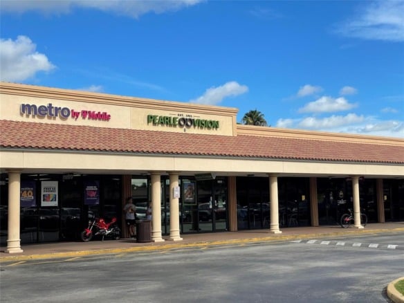 18606 NW 67th Avenue, Hialeah FL 33015 — #F10337475