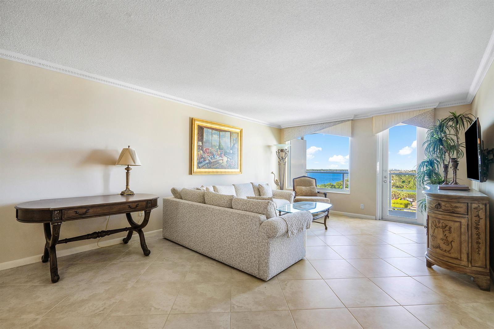f3b61b38-7663 3450 S Ocean Boulevard # 625, Palm Beach FL 33480 — #R10929273
