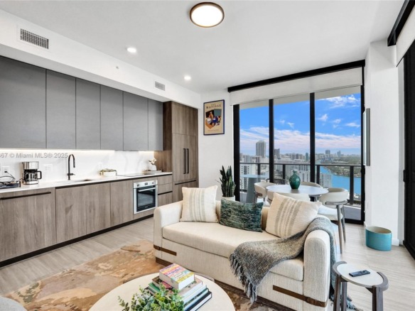 580 72 Street # 2010, Miami Beach FL 33180 — #A11832867