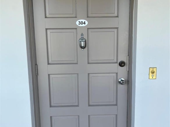 3100 N Palm Aire Drive # 304, Pompano Beach FL 33069 — #F10418110