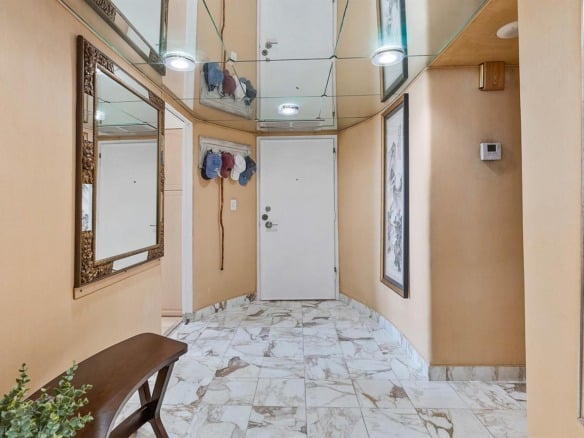 2751 S Ocean Drive # 504n, Hollywood FL 33019 — #R10957772